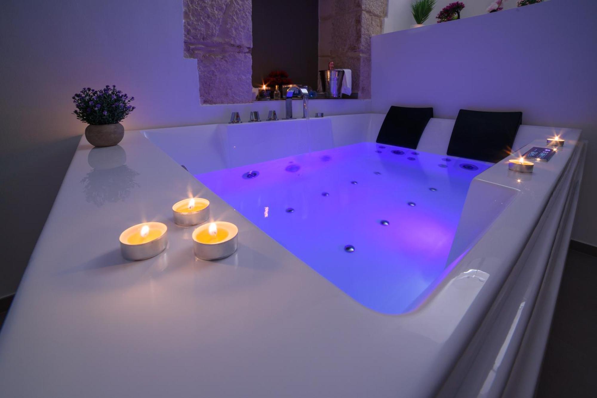 Le Puglie Luxury Apartments 몰페타 외부 사진